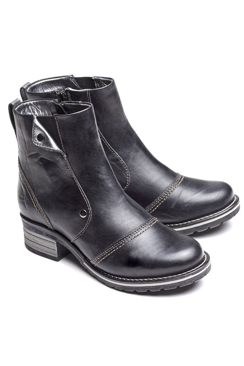 Dromedaris Kassia Leather Boot in Black â Missouri Bluffs