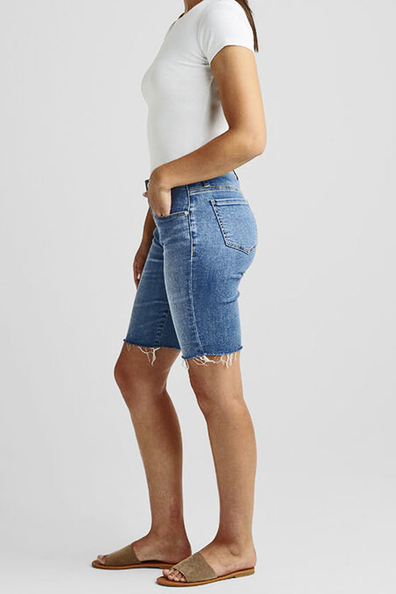 Jag Jeans Cecilia Mid Rise Bermuda Shorts in Lakewood