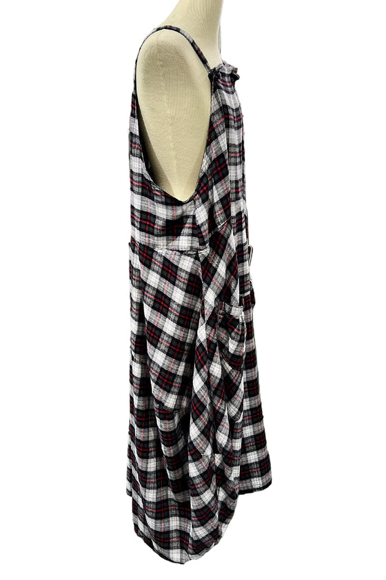 Betty Hadikusumo Flannel Kita Jumper in Black Plaid