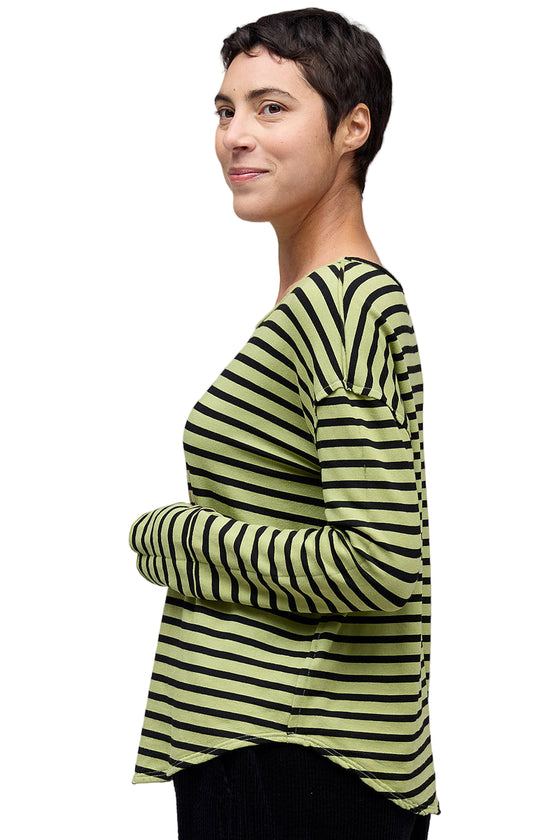 Cut Loose Thumbhole Top in Frog With Black Stripe