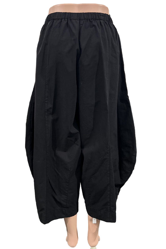Eleven Stitch Design By Gerties Double Pocket Pant in Black