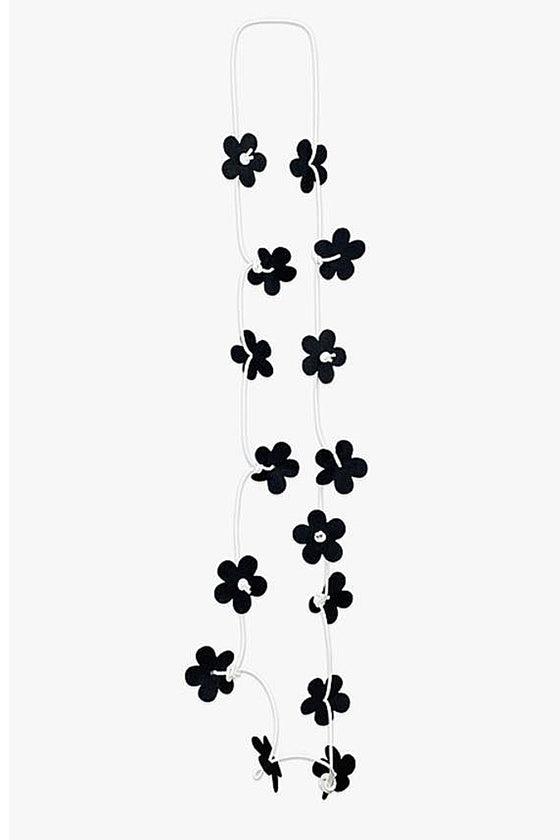 Frank Ideas Daisy Chain Necklace in Black and White