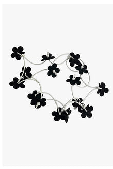  Frank Ideas Daisy Chain Necklace in Black and White