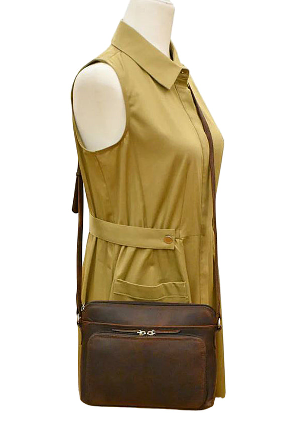 ILI New York Crossbody Organizer in Rustic Brown Distressed Leather