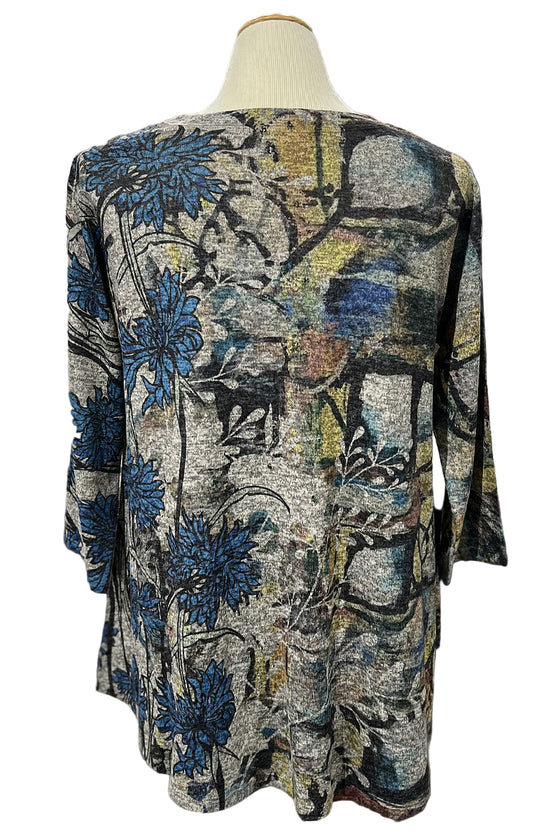 Inoah "Bluebell" 3/4 Sleeve Crew Neck A-Line Top T208CN-AD44