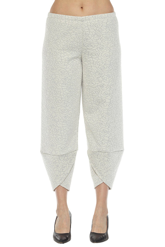 Inoah Quilted Tulip Hem Crop Pant in Ivory B137NB-IVORY