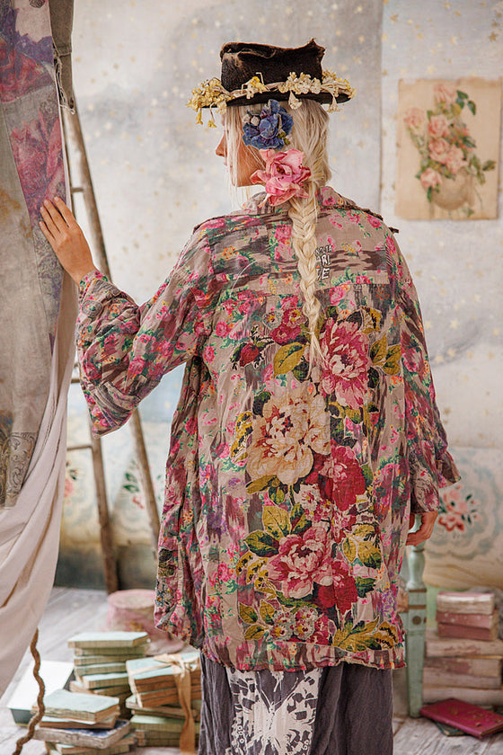 Magnolia Pearl Applique Cyrene Coat in Izmir - JACKET1122-IZMIR-OS
