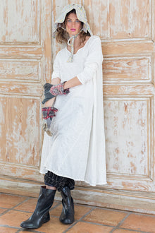  Magnolia Pearl Dylan T Dress in True - DRESS439-TRUE