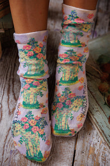  Magnolia Pearl Floral Lamb MP Socks in Ditsy - SOCKS144-DITSY-OS