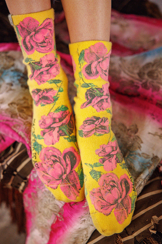 Magnolia Pearl Floral MP Socks in Morning Rose - SOCKS141-MNGRS-OS
