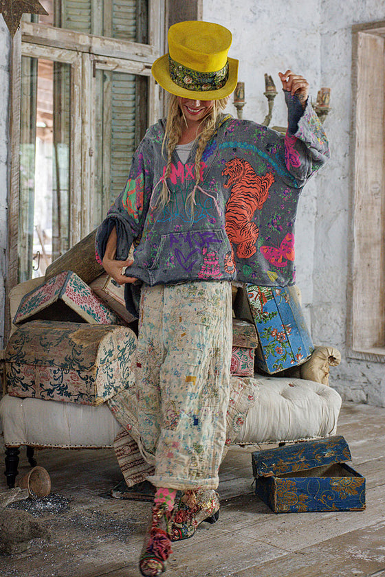 Magnolia Pearl Graphics Raji Hoodie in Prince - TOP2983-PRNCE-OS