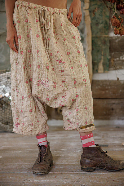 Magnolia Pearl Piecewise Garcon Pants in Ronin - PANTS422
