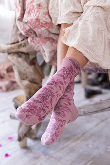  Magnolia Pearl Vol Du Jardin MP Socks in Purple Martin - SOCKS113-PPMT