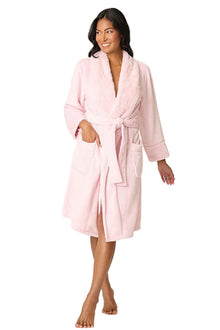  P.J Salvage Luxe Plush Robe in Ballet Pink