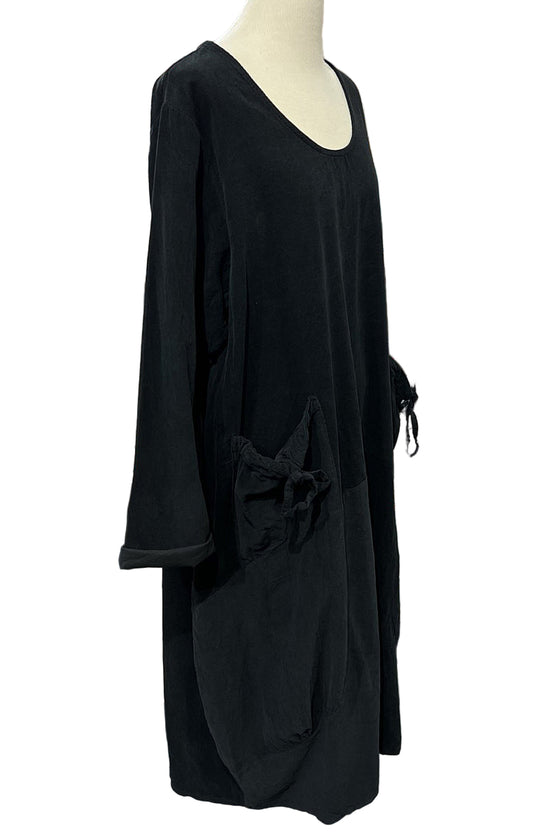 Transparente Corduroy Big Pocket Dress in Black