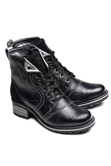 Dromedaris Karissa Leather Boot in Black