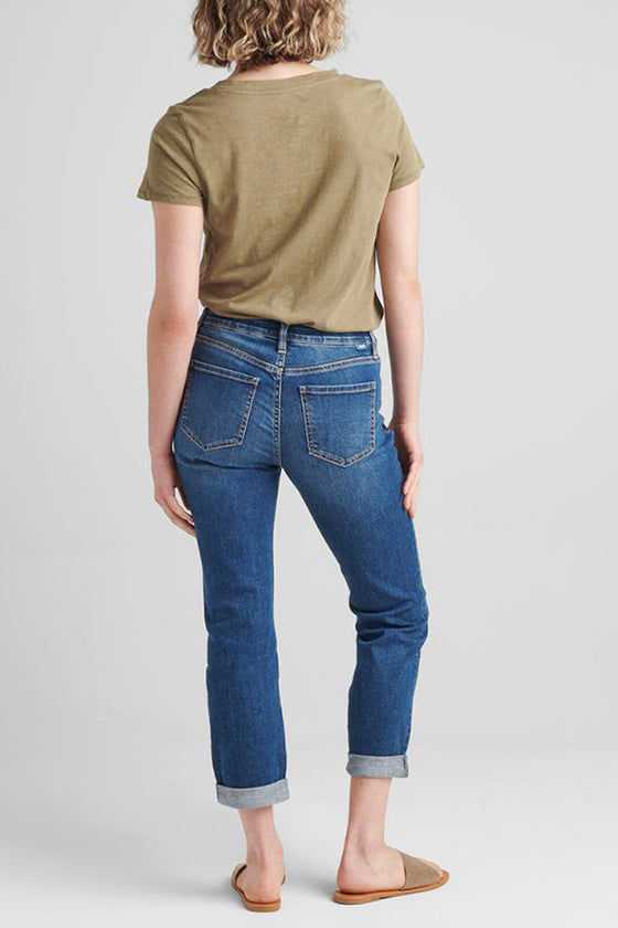 Jag Jeans Carter Mid Rise Girlfriend Jeans in Thorne Blue