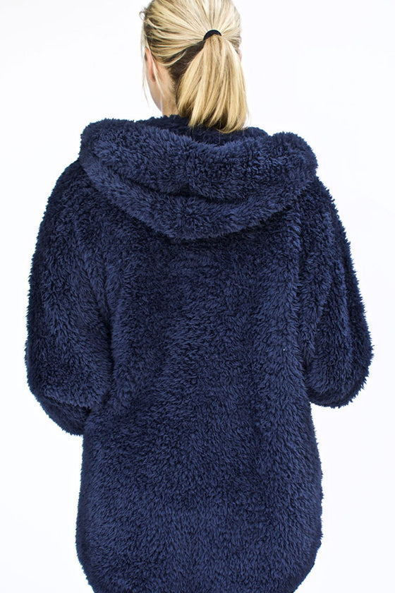Nordic Beach Hooded Body Wrap in Midnight Navy